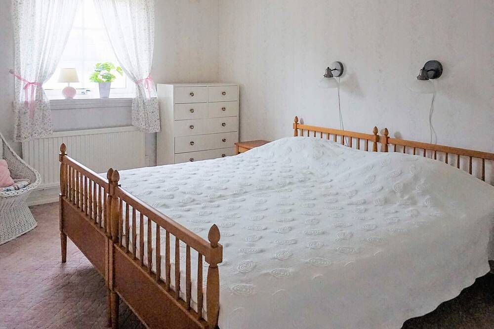 6 Personen Ferienhaus in Trollhättan in Trollhättan, Västergötland