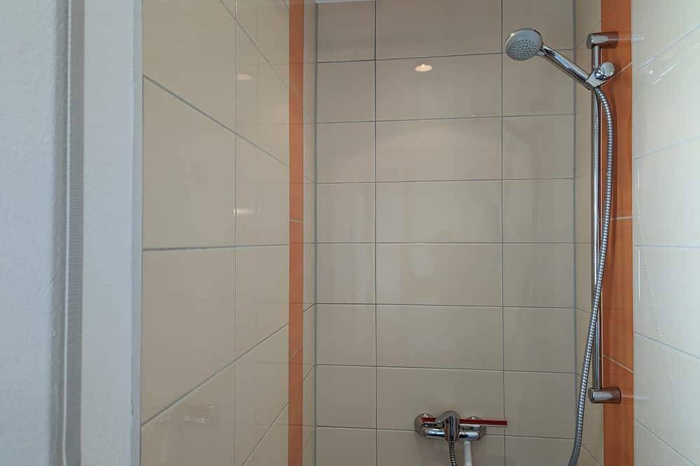 Ganze Wohnung, Kleines, feines Ferienapartment mit Balkon, nur wenige Meter zum Rhein in Wallersheim, Koblenz