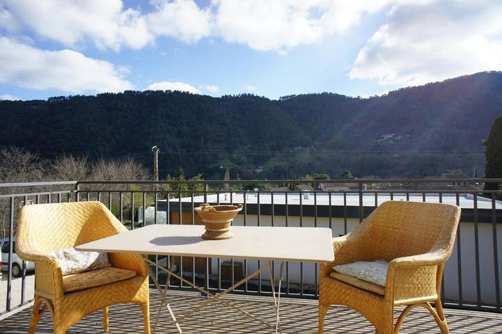 Location de vacances pour 6 personnes, avec jardin et vue à Dunière-sur-Eyrieux - 2