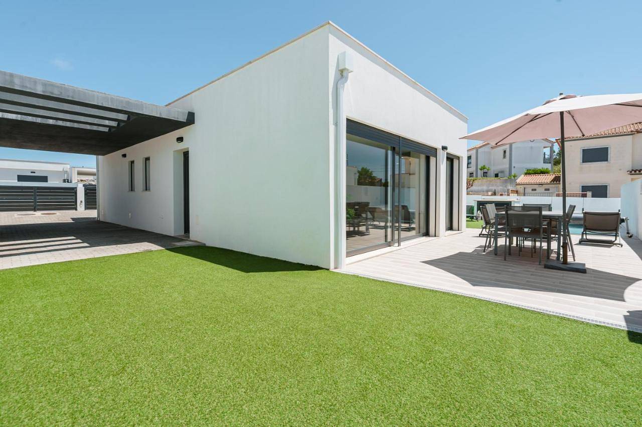 Casa Ventosa with private pool in Santa Bárbara, Lissabon Distrikt