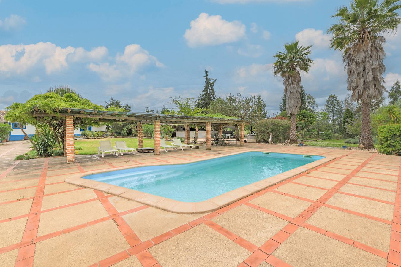 Casa Vacanze “Sesmarias Dos Nobres“ con piscina privata, bar sulla terrazza e laghi in Azinheira dos Barros, Alentejo Litoral
