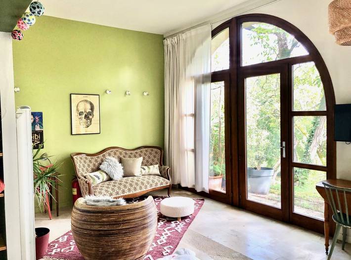 Gîte pour 2 personnes, avec Terrasse et Jardin à Vézelay