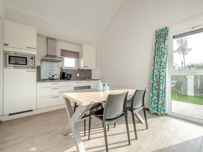 Location de vacances pour 4 personnes, avec terrasse et jardin, adapté aux familles à Ouddorp - 3