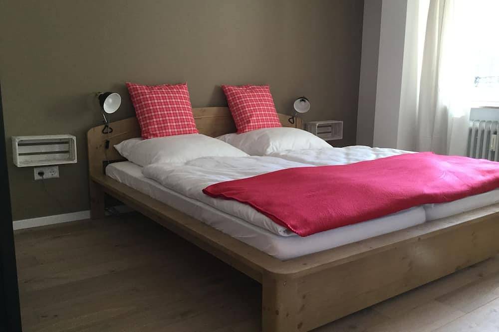 Ganze Wohnung, Ferienwohnung Laitschenbach, 55qm, 1 Schlafraum, Balkon, max. 4 Personen, 1.Og in Obermünstertal, Münstertal