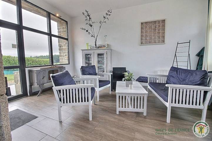 Gîte pour 6 personnes, avec jardin et balcon dans La Vallée des Saints
