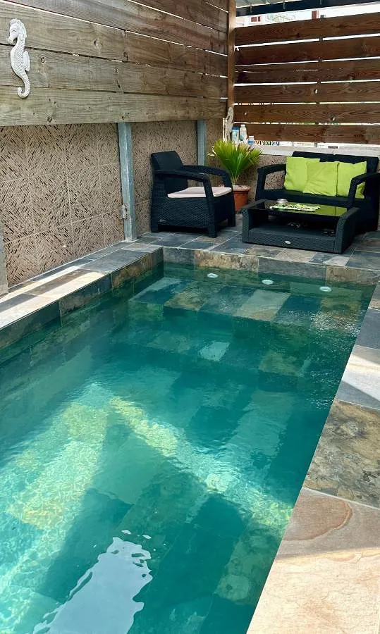 Ferienwohnung für 2 Personen, mit Garten und Pool - 1