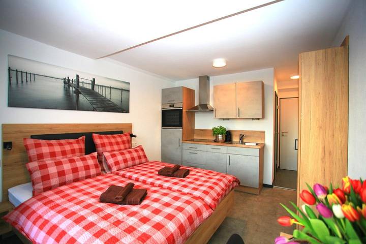 Ferienwohnung für 2 Personen, mit Garten in Überlingen - 2