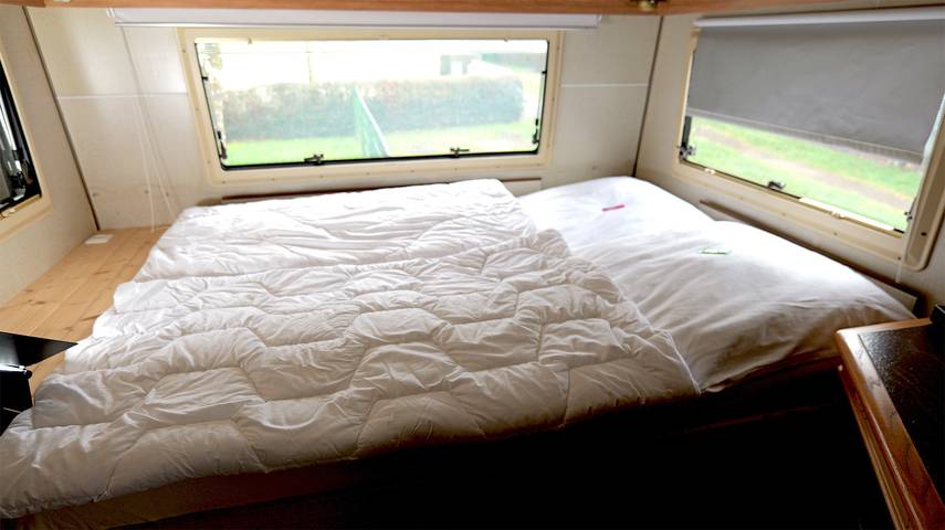 Wohnwagen für 4 Personen, mit Terrasse und Garten sowie Sauna in Nideggen - 4
