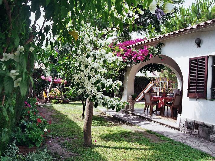 Maison de vacances pour 10 personnes, avec Balcon ainsi que Terrasse et Jardin à Cambrils