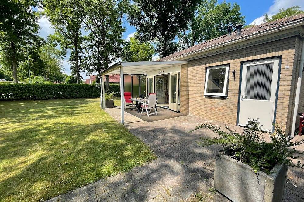Gemütlicher, freistehender, einfacher Bungalow in Laufnähe zum Veerse Meer (Strand) und Yachthafen. in Kortgene, Niederländische Nordsee