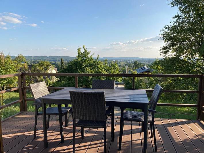 Ferienwohnung für 4 Personen, mit Terrasse und Garten sowie Ausblick