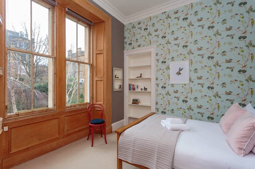 Appartamento intero, Spacious drawing room apt, 10 mins to Princess st. in Edimburgo, Lothian