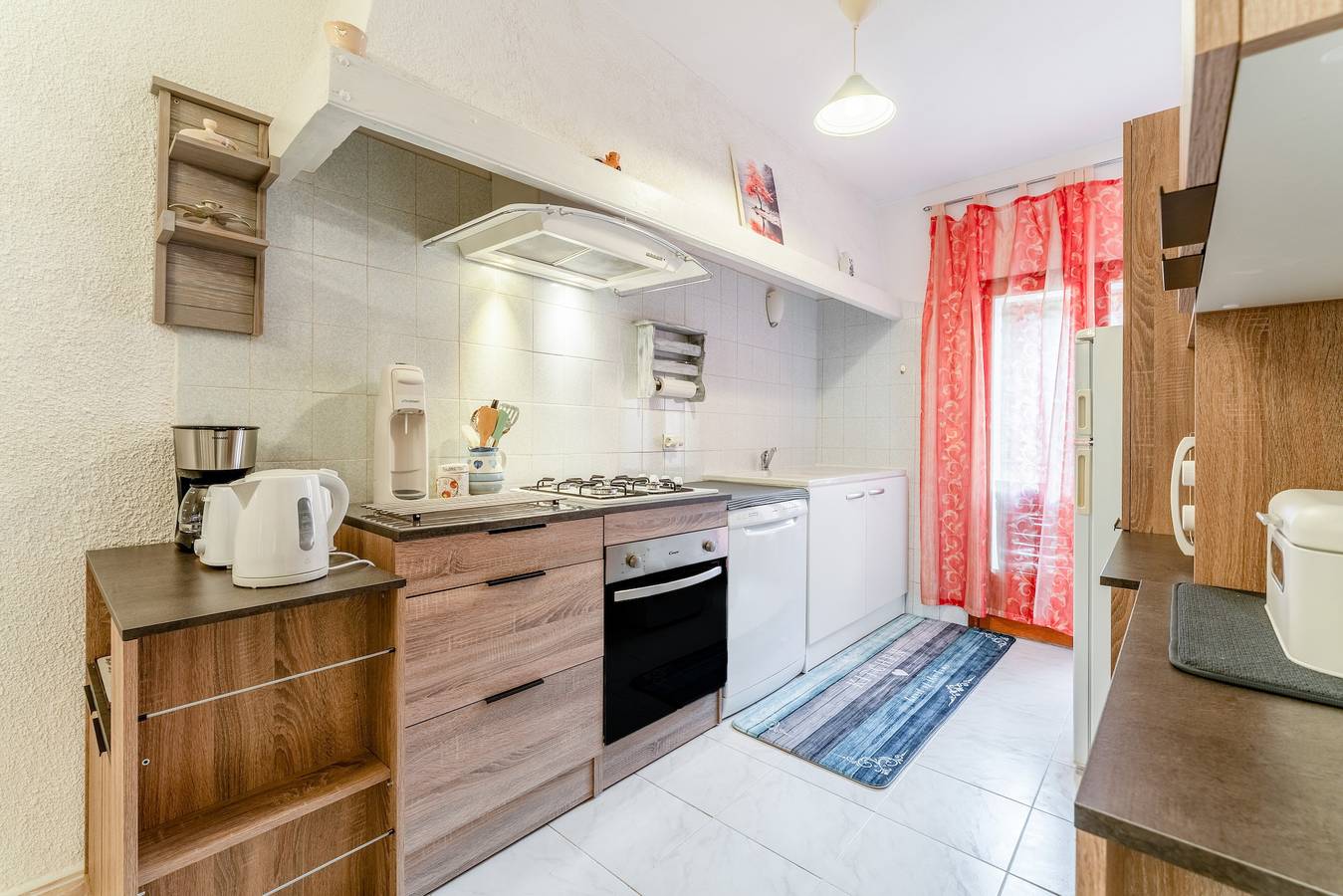 Ganze Wohnung, Appartement „Stadtzentrum“ mit Balkon in Vaison-la-Romaine, Parc naturel régional du Mont-Ventoux