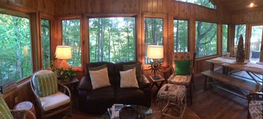 Log Cabin for 7 People in Lake Lanier, Georgia, Photo 1