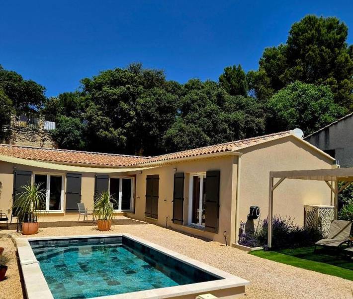 Chambre d’hôte pour 2 personnes, avec Terrasse et Jardin ainsi que Piscine et Vue