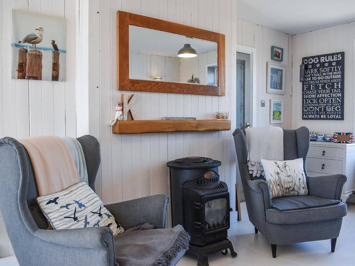 Four-Bedroom Holiday Home in Dungeness, Kent