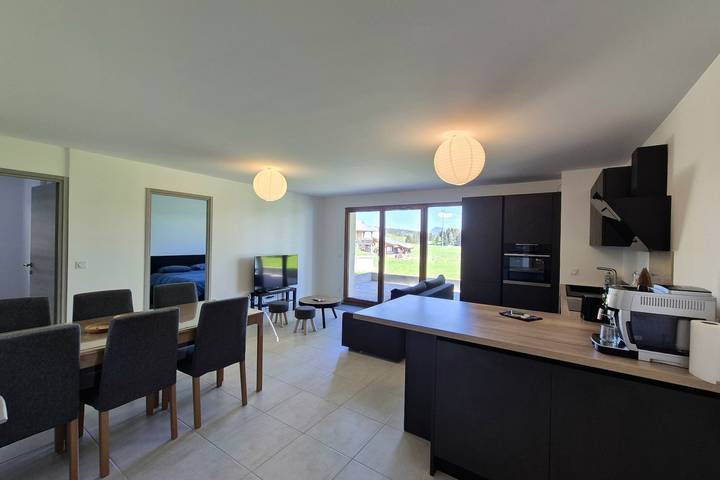 Gîte pour 4 personnes, avec terrasse, animaux acceptés dans Station de la Feclaz le Revard - 2