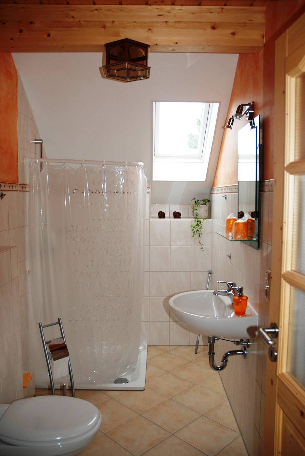 Appartement, douche en bad, Wc, goed als nieuw, foto 8