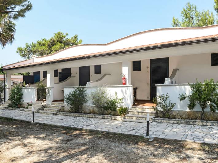 Casa vacanza per 4 persone, con terrazza e piscina per bambini nonché giardino in Gargano