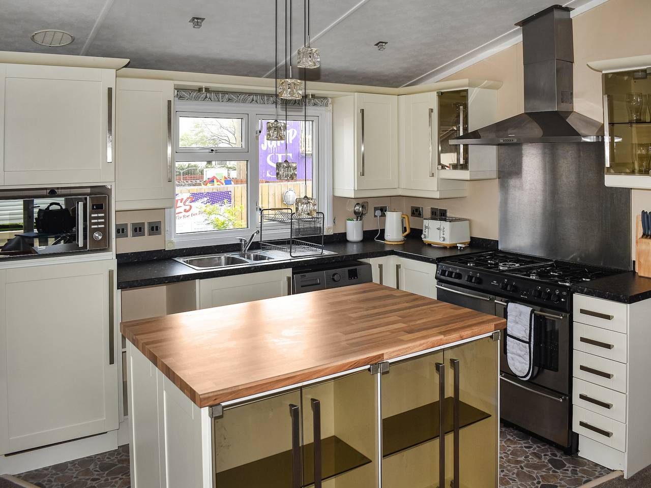 Sandy Shores Lodge in Towyn, Conwy region
