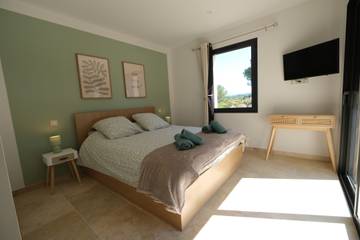 Vakantiehuis voor 8 Personen in Pernes-les-Fontaines, Parc naturel régional du Mont-Ventoux, Afbeelding 4