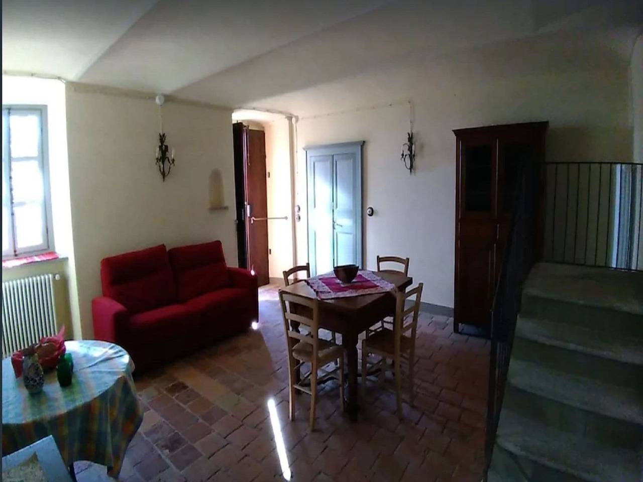 Schlosswohnung in Robella nahe Weinregion in Robella, Asti Provinz