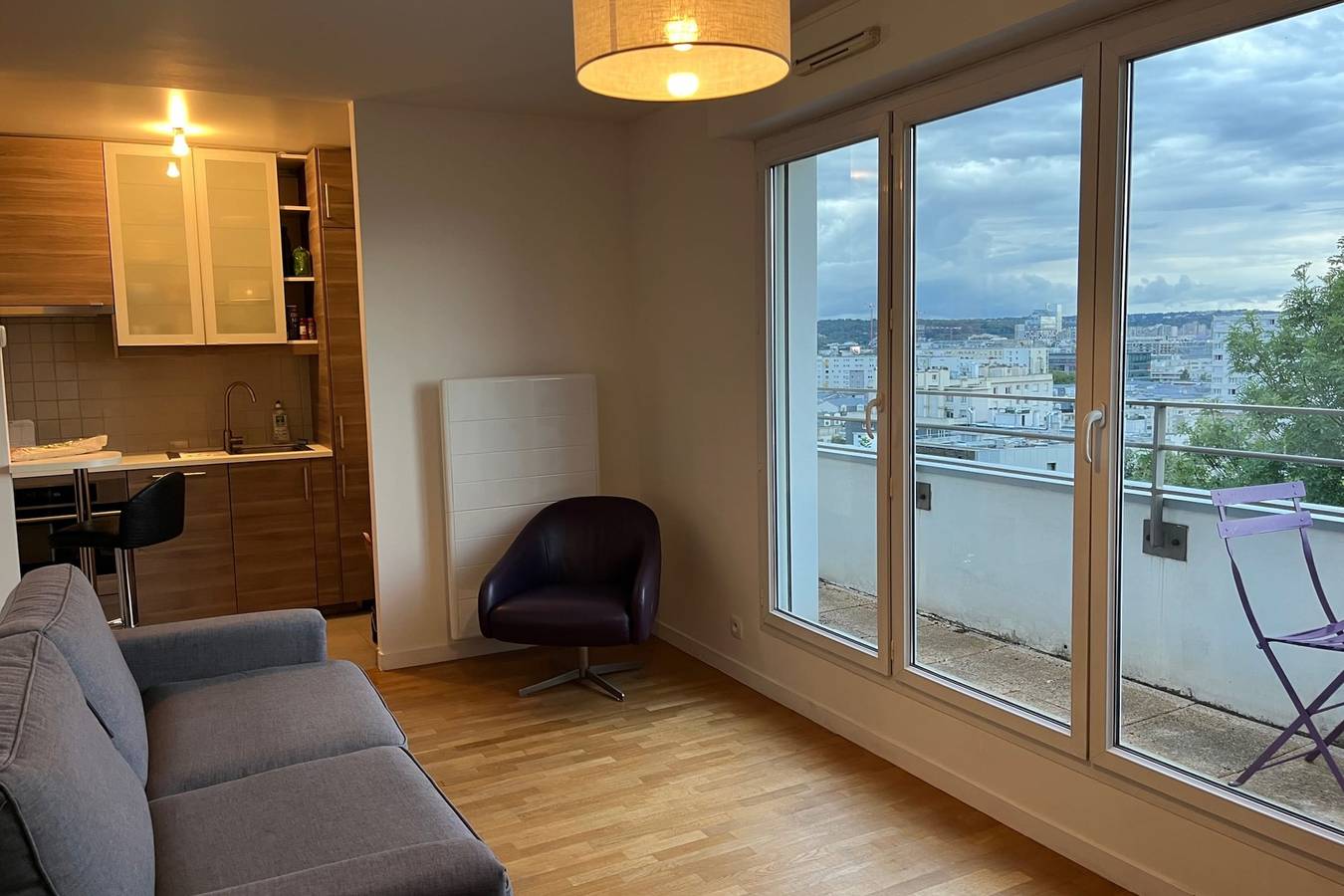 Estudio entero, Studio of 29 m2 with balcony in Issy in Issy-les-Moulineaux, Altos del Sena