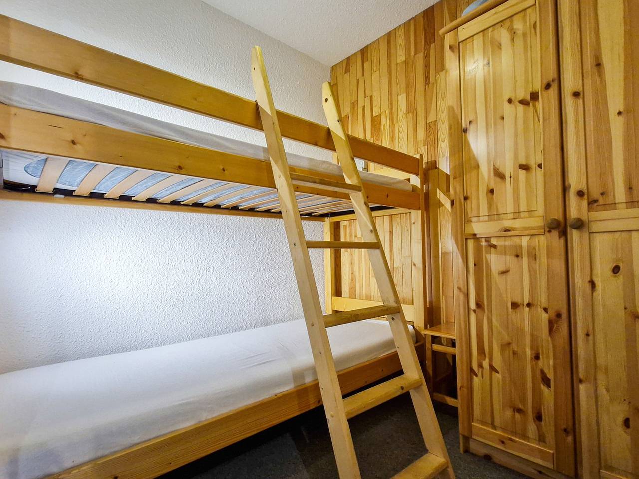 Studio entier, Studio cabine confortable à Flaine, balcon sud, proche pistes in Flaine, Arâches-la-Frasse