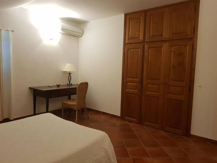 Location de vacances pour 2 personnes, avec jardin et vue à Sorbo-Ocagnano - 3