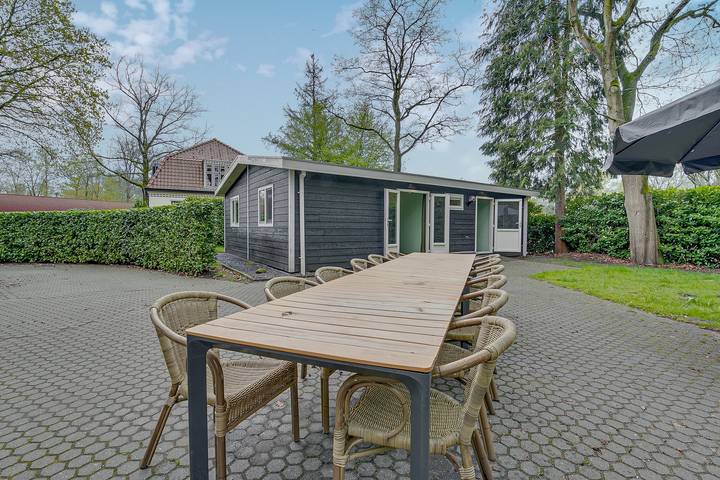 Vakantiehuis voor 16 personen, met kinderzwembad en tuin in De Bult