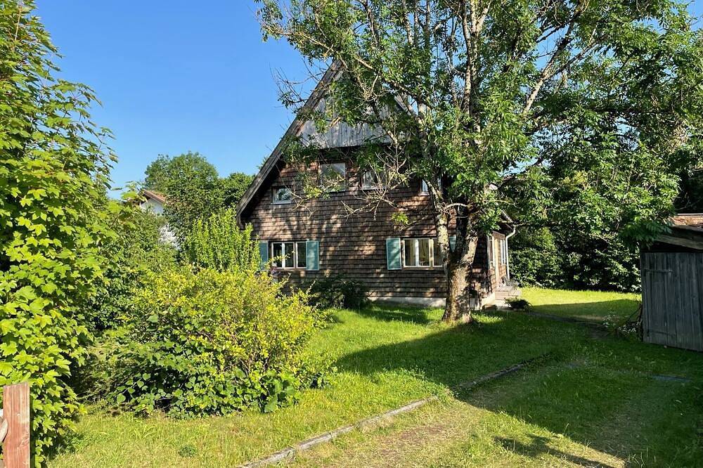 Holiday Home at the Chiemsee - 10 minutes walk to the lake in Chieming, Lago Chiem