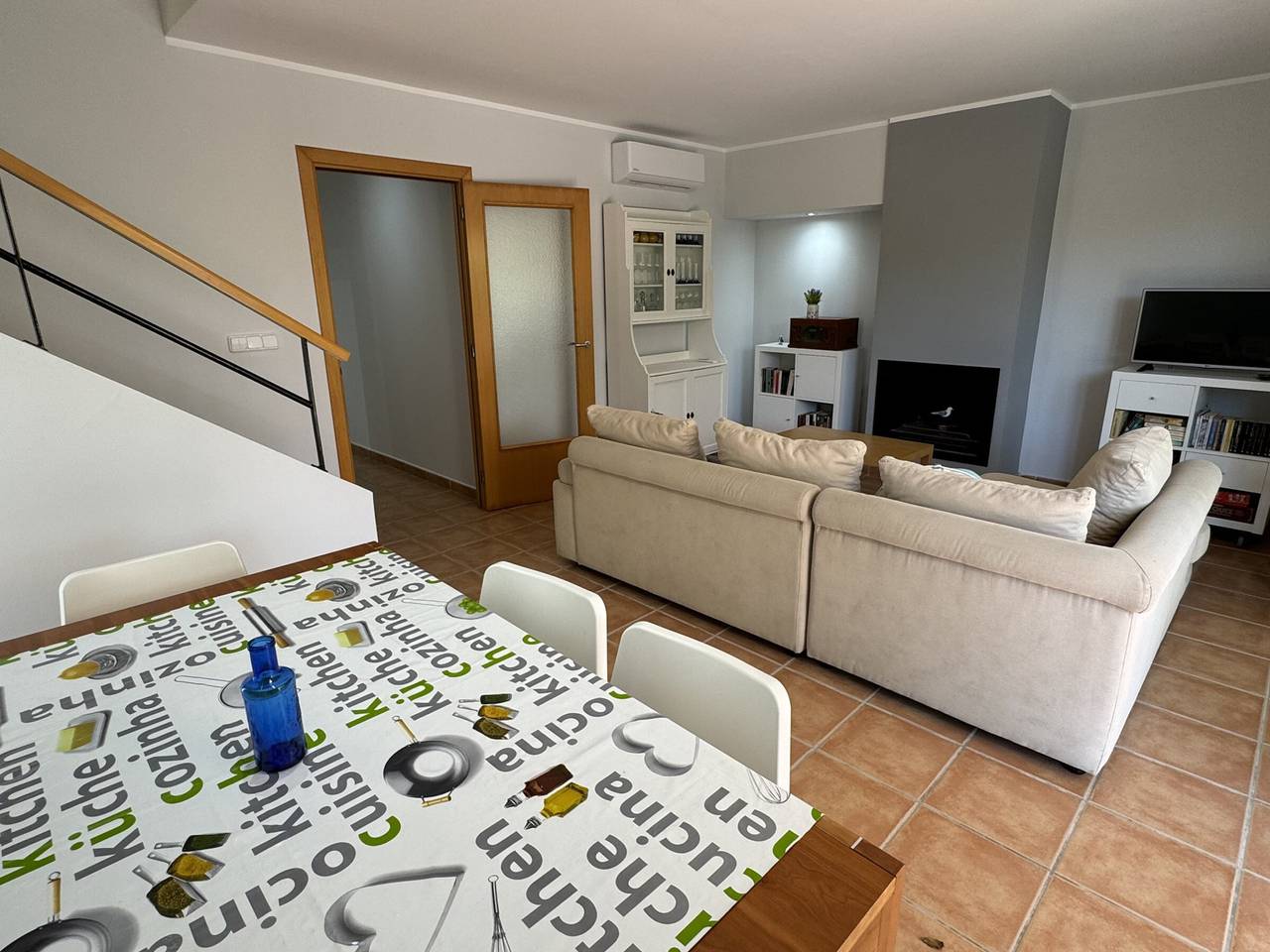 Maison spacieuse bord de mer, piscine, climatisation, proche plage in Mas Pinell, Torroella de Montgrí