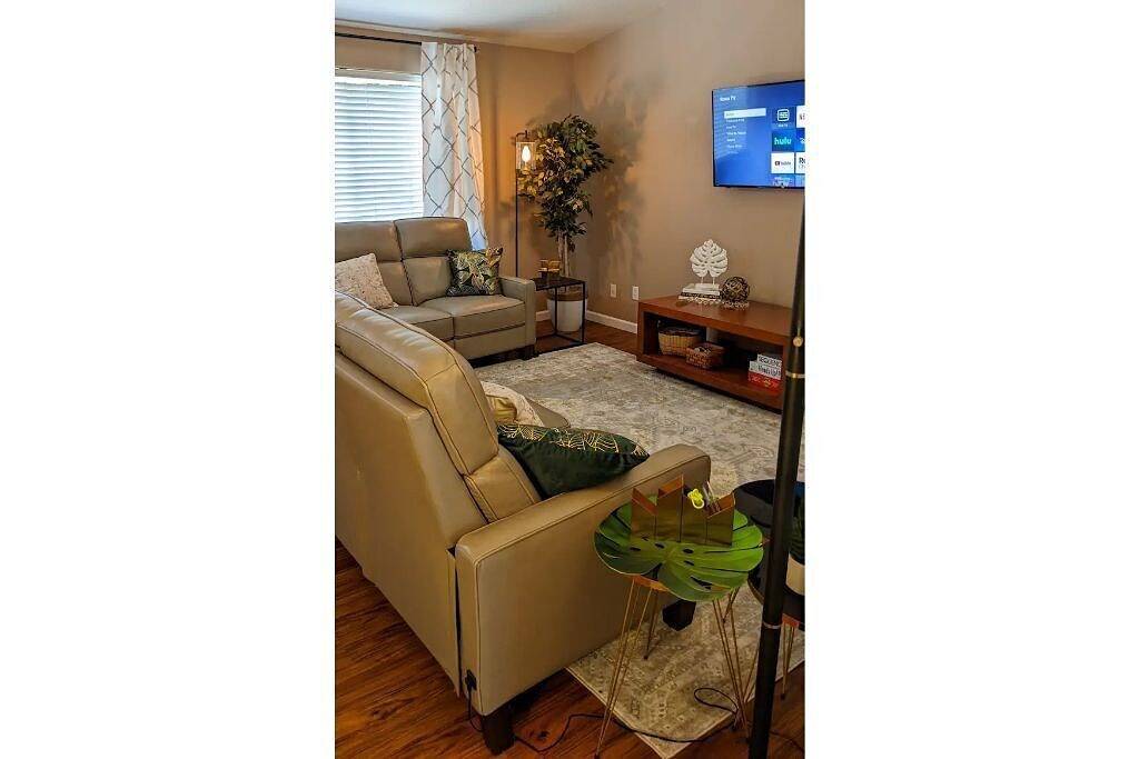 Chic 3/2 Private Firepit and Bunkroom Near Dwntn in Salem (OR), Willamette Valley