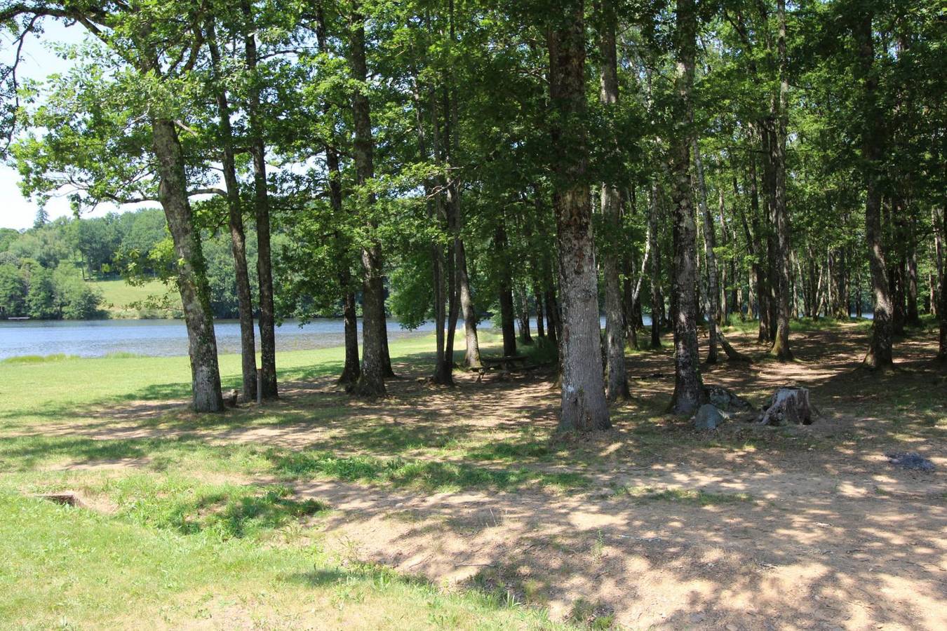 Le Lac - gîte n°9 in Bujaleuf, Limoges und Umgebung