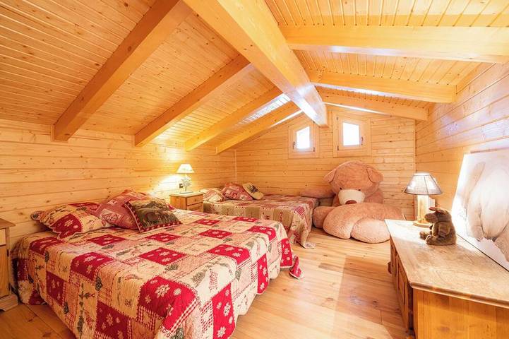 Chalet pour 12 personnes, avec jardin, animaux acceptés dans Auron - 4