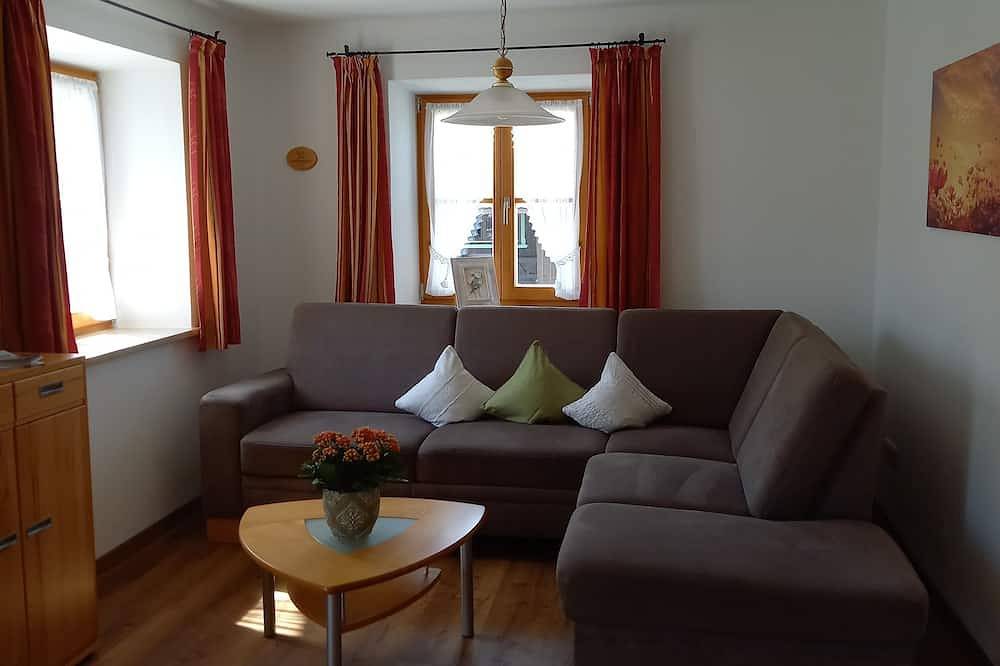 Ganze Wohnung, Ferienwohnung Ahorn für 4 Personen mit Balkon, 50 qm in Inzell, Bayerische Alpen