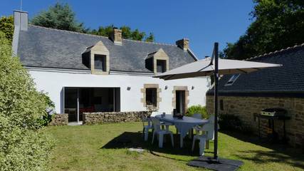 Location de vacances pour 8 personnes, avec jardin et terrasse à Larmor-Baden