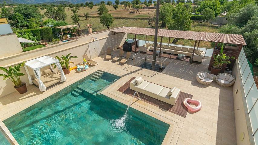 Ferienhaus für 14 Personen, mit Pool und Balkon/Terrasse in Establiments