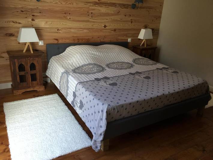 Location de vacances pour 6 personnes, avec Terrasse et Jardin à Filain