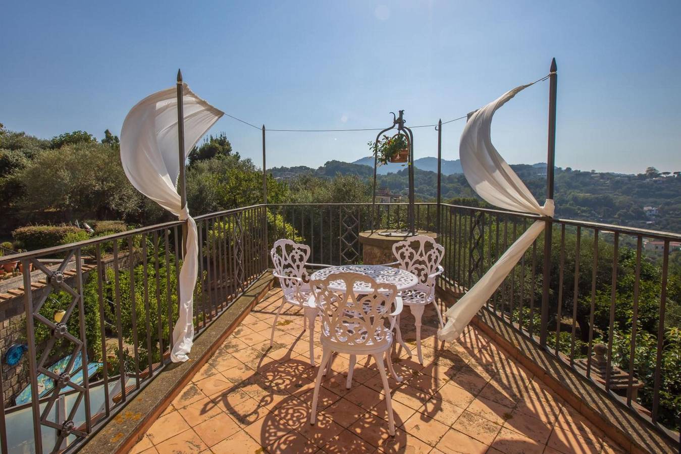 Villa 'Rosaldo' mit Meerblick, Wlan und Klimaanlage in Piano di Sorrento, Sorrento Coast