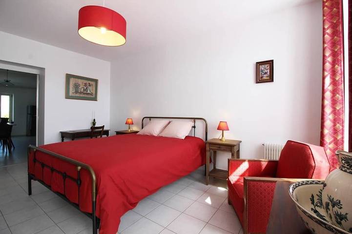 Location de vacances pour 6 personnes, avec jardin à Cussac-Fort-Médoc - 2