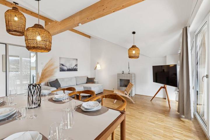 Ferienwohnung für 8 Personen, mit Balkon und Ausblick, kinderfreundlich in Miesbach - 2