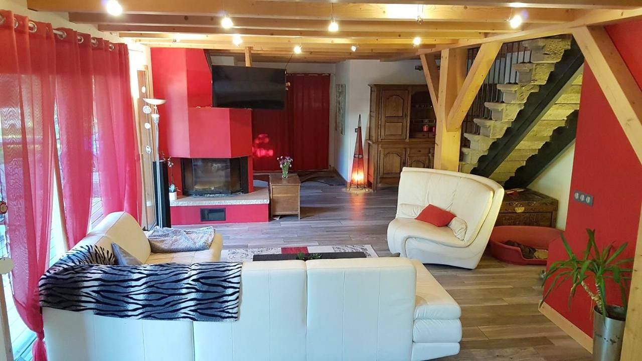 Appartement de vacances entier, Appartement de vacances pour 2 personnes avec jacuzzi in La Rivière-Enverse, Région de Bonneville