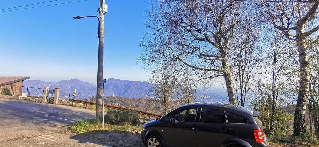 Gîte pour 6 personnes, avec vue sur le lac ainsi que vue et balcon dans Premeno - 4