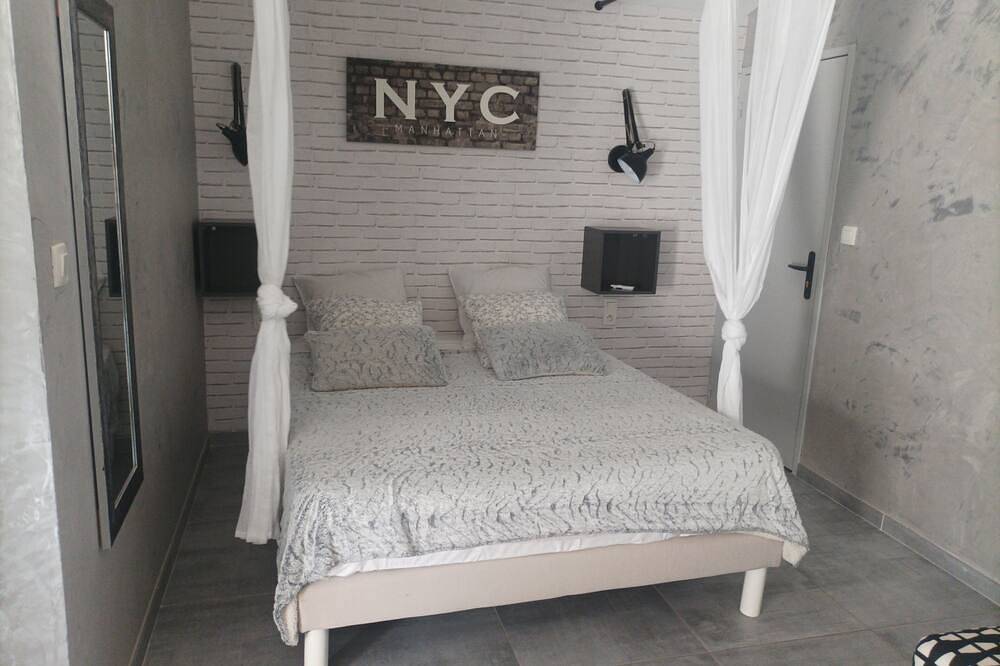 Apartamento entero, Gite \"Le City\" - 2 Personnes in Lambesc, Region de Aix-en-Provence