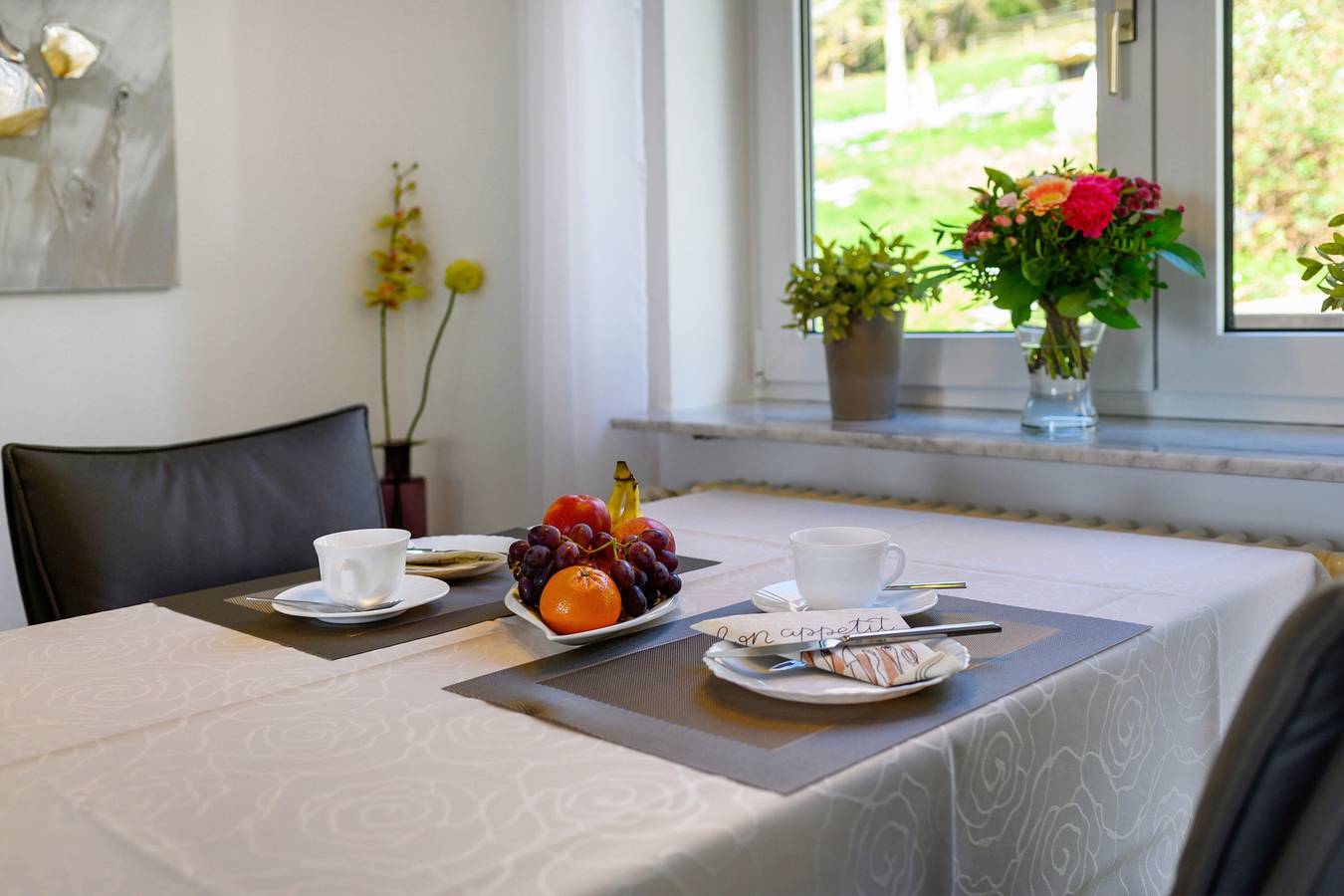 Vakantiehuis 'Häusle' met panoramisch uitzicht, privéterras, overdekt balkon en wifi in Lipburg, Badenweiler