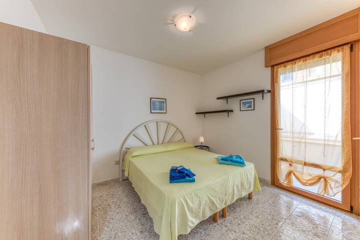 Apartamento entero, Apartamento 'Baia Delle Sirene Le' con Terraza Privada y Aire Acondicionado in Leuca, Castrignano del Capo