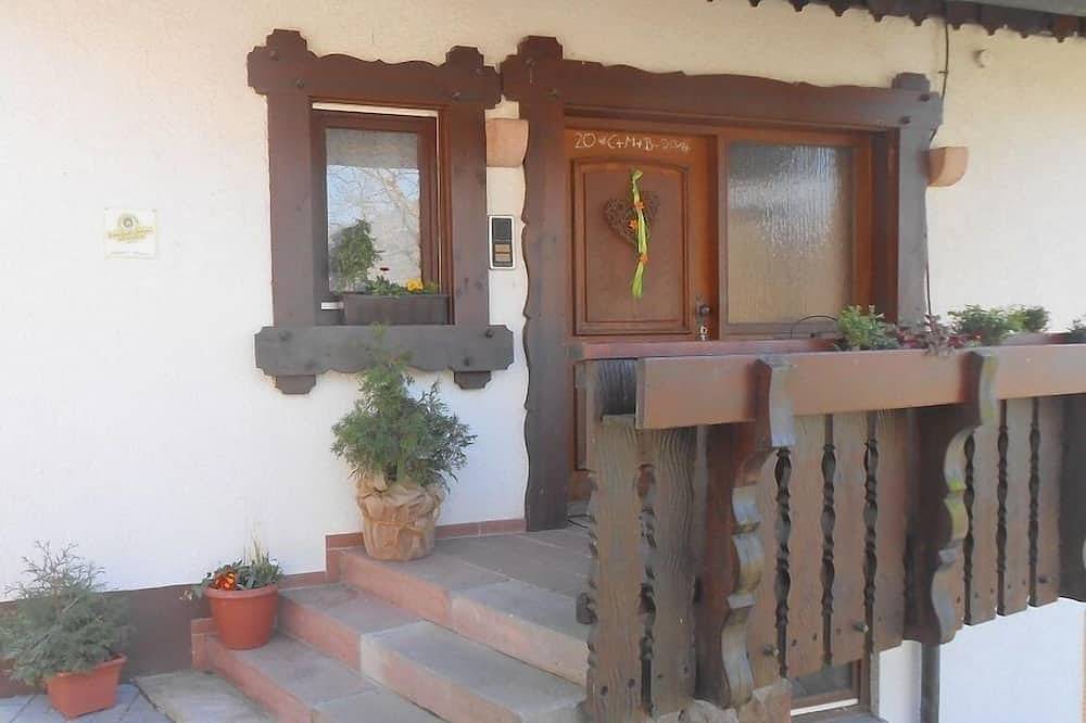 Ganze Wohnung, Ferienwohnung Apfelblüte , 50qm, 1 Schlafzimmer, max. 4 Personen in Seebach (Ortenaukreis), Mittlerer Schwarzwald