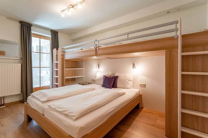 Chalet für 10 Personen, mit Sauna und Balkon in Hinterglemm - 2