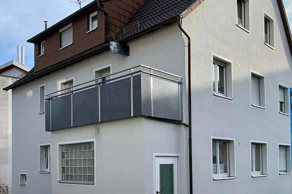 Ganze Wohnung, Attraktive Monteur- und Firmenunterkünfte in zentraler Lage – 12, Oberkochen in Oberkochen, Albsteig Etappe 5